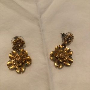 Gold flower earrings